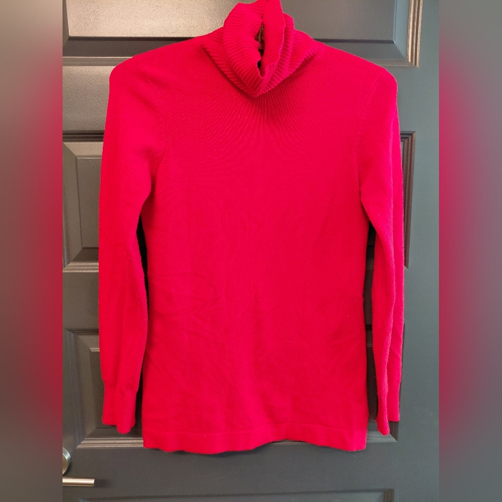 🌟 French Connection Vibrant Red Sweater Sz M